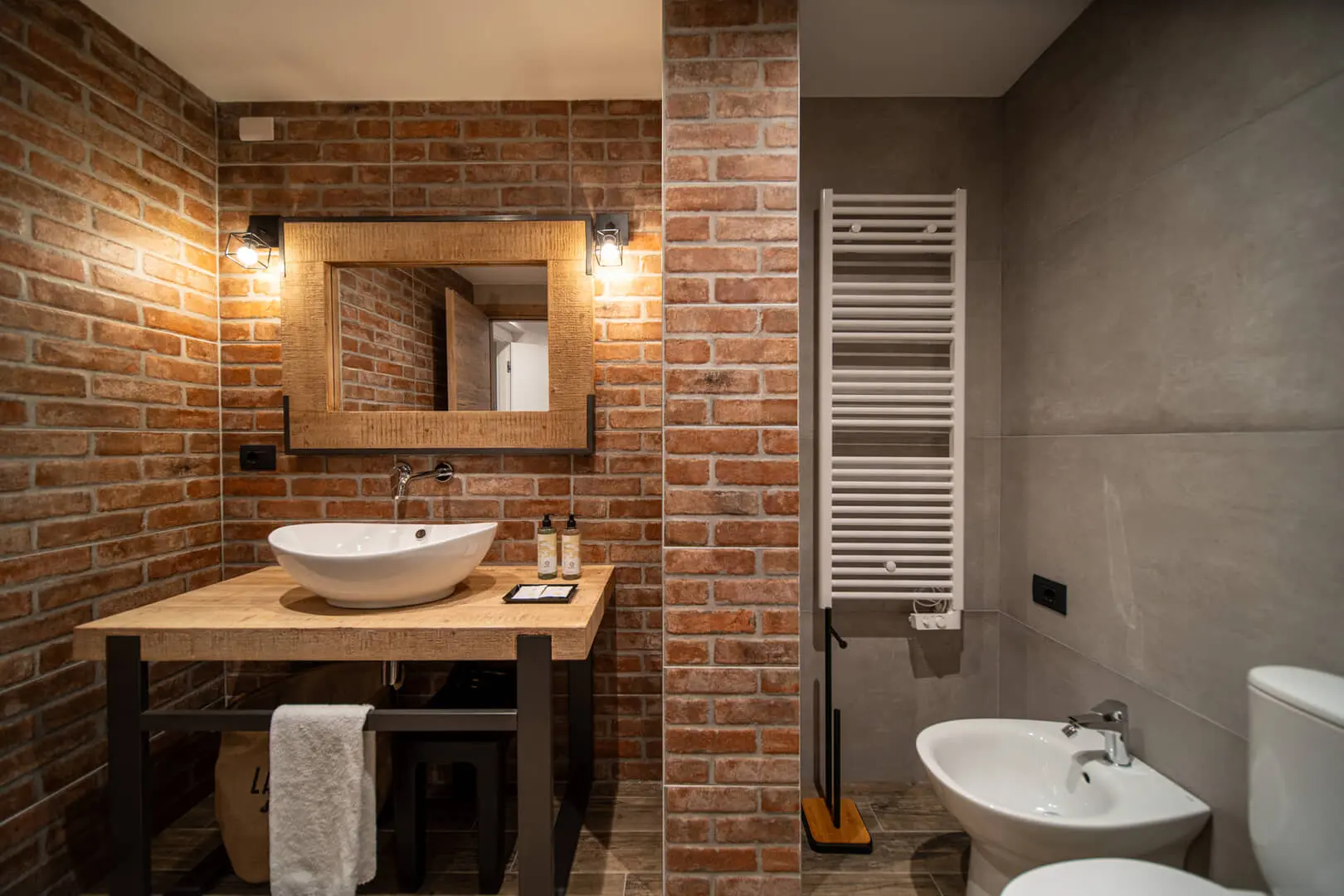 Bagno-elegante-e-moderno-4