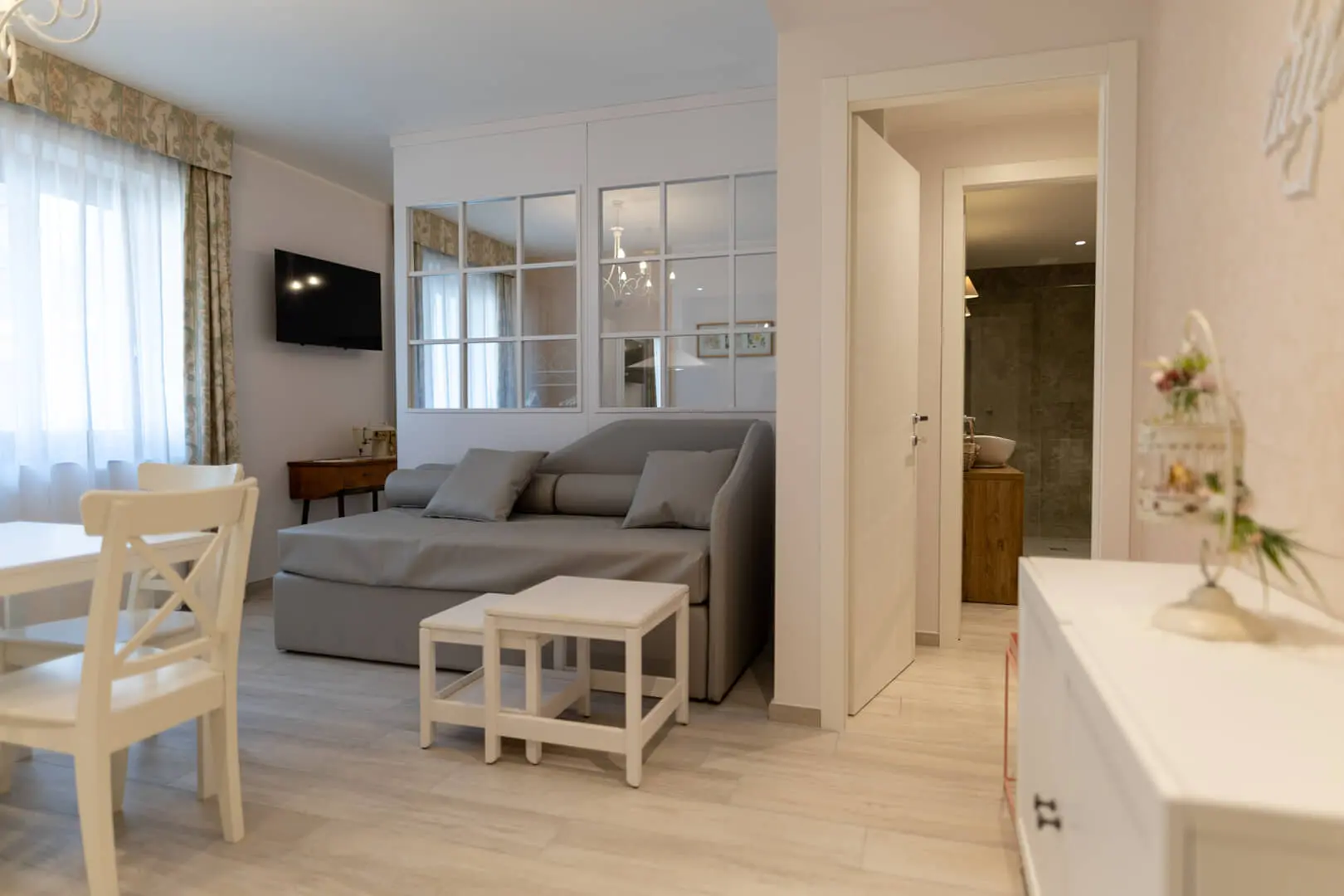 Interno-casa-luminoso-e-moderno