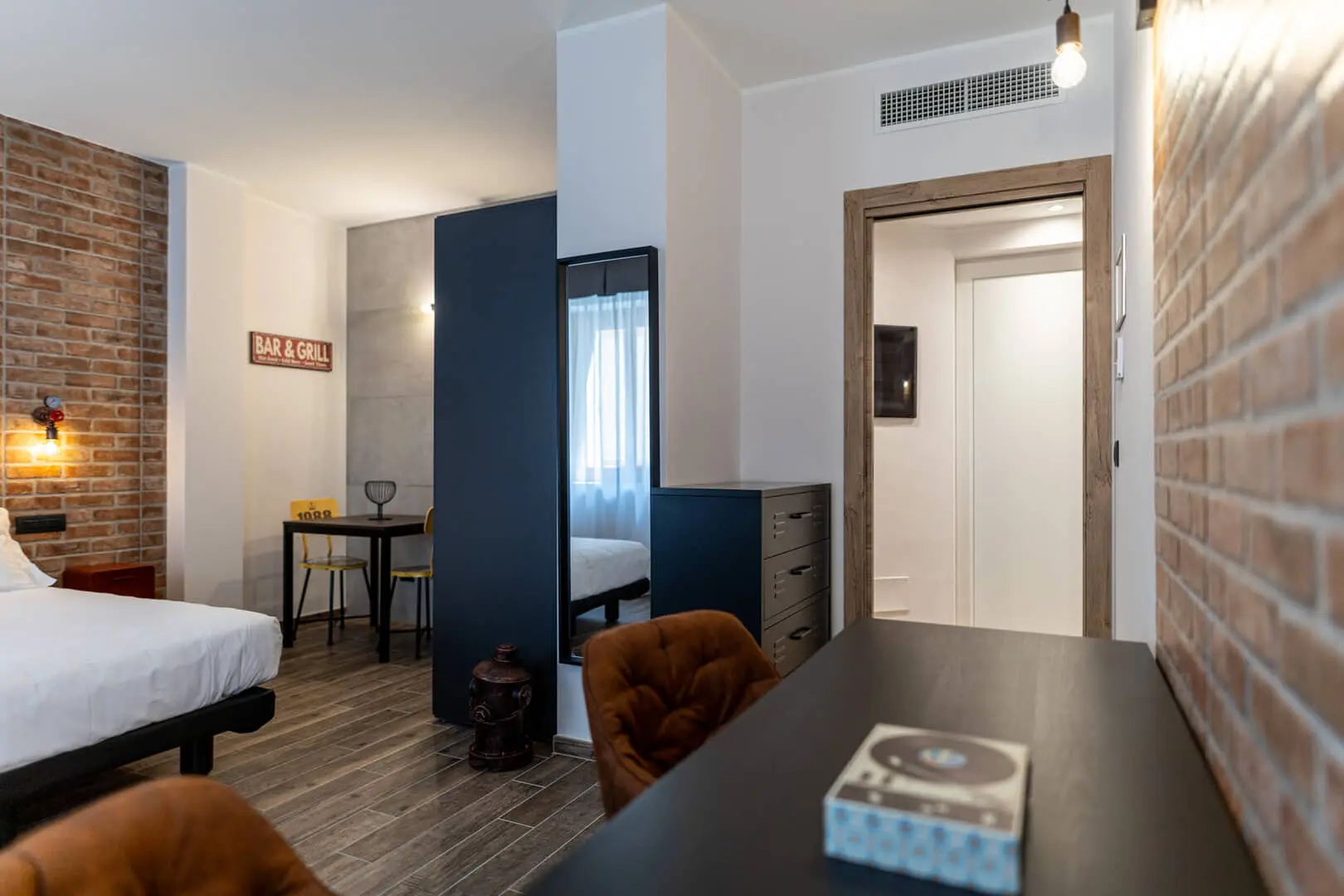 Interno-elegante-e-contemporaneo